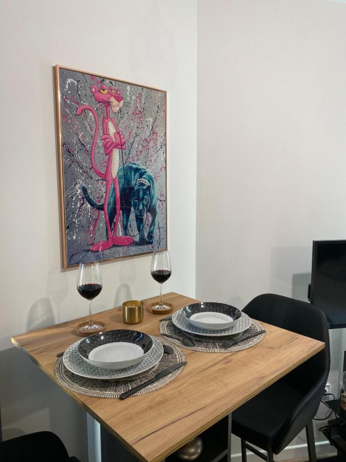 Au Pissarro Apartment *